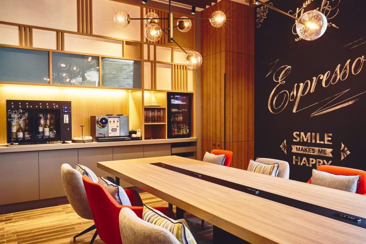 Holiday Inn Express Osaka City Centre- Midosuji By Ihg Buitenkant foto